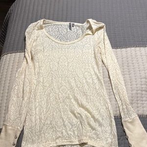BKE women’s size medium blouse